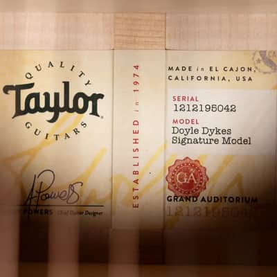 Taylor Doyle Dykes Signature Model Thin Body Grand Auditorium Acoustic/Electric Guitar with Hardshell Case image 20