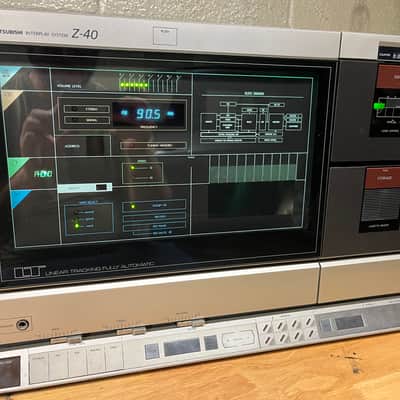 Mitsubishi Z-40 1980s image 2