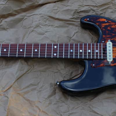 Rizzuto Guitars VRS Custom with 5A Flame Maple Neck image 8