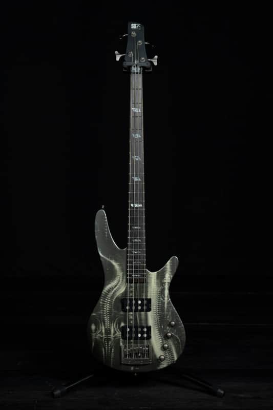 A true Museum piece 🎬- Ibanez SRXHRG1 Standard 2006 - "NY City X" Graphic image 1