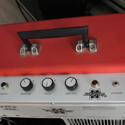 Fender Vaporizer pawn shop series - Red image 4