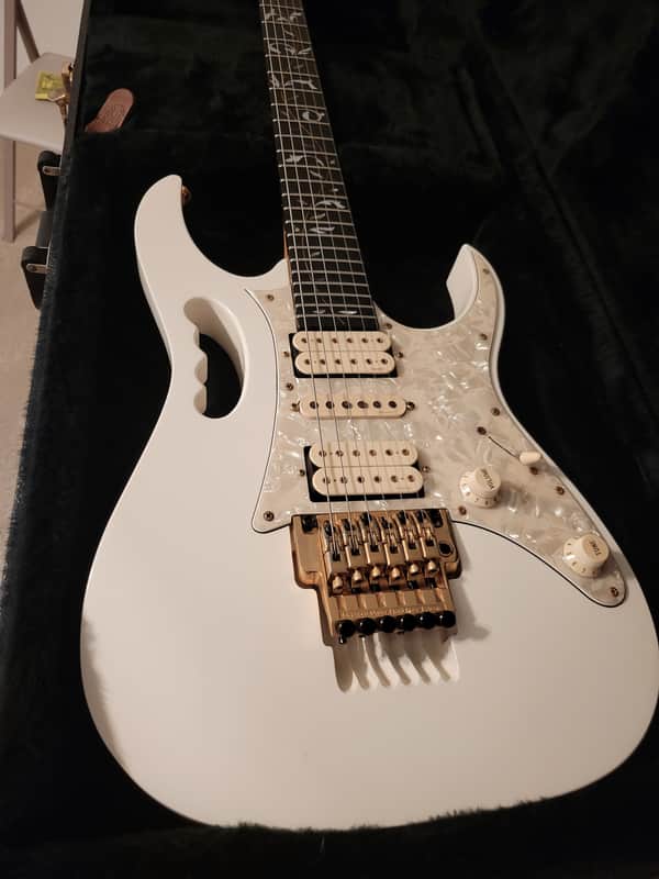 Ibanez Jem 7V 1993 White/gold Ebony Edge 1 owner EXCELLENT like EVO image 1