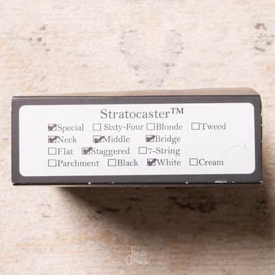 Lollar Stratocaster Special Staggered Set - White image 3