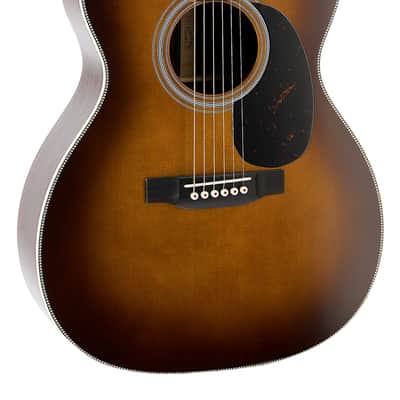 Martin 000-28 Ambertone w/case image 2