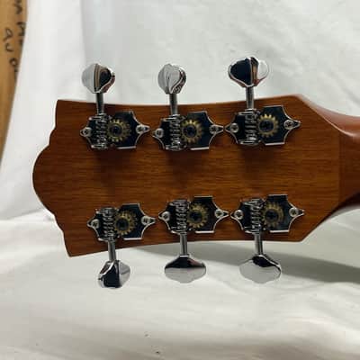 Guild Jumbo Junior E SP/MH Acoustic Electric Guitar image 9