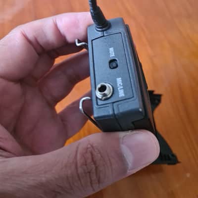 Sennheiser Sennheiser ew 100 G2 Taschensender Bodypack Sender 3,5mm Mic Antenne schwarz image 11