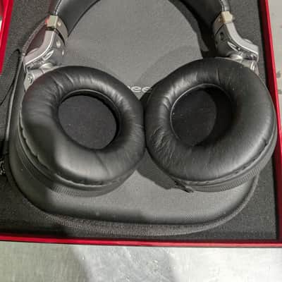 Pioneer HDJ-X10-S Flagship Professional Over-Ear DJ Headphones 2010s - Silver image 4