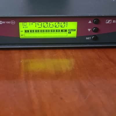 Sennheiser 🎧 Sennheiser EM 100 G2 True Diversity Receiver + SK 100 G2 Bodypack Transmitter – 786–822 MHz image 4