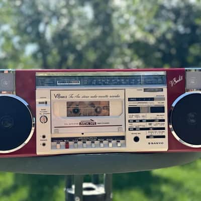 SANYO MR-V8MK Rare Vintage Mint Boombox Warranty 220V Fully Working Serviced image 2