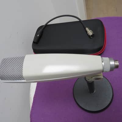 Sennheiser MD 421-N Cardioid Dynamic Microphone image 4