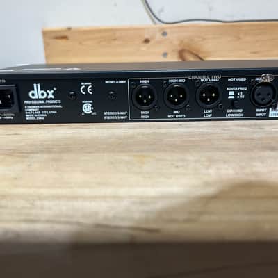 DBX 234xs XLR Stereo 2/3 Way/Mono 4-Way Crossover 2010s - Silver image 5