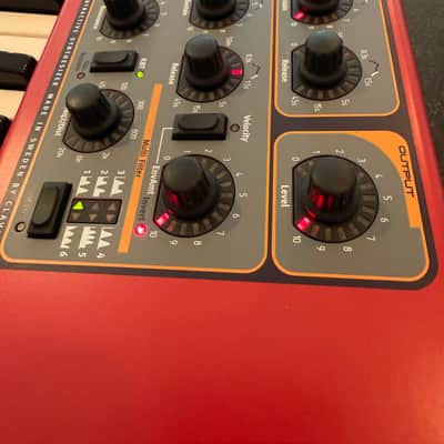 Nord Lead 3 49-Key 24-Voice Polyphonic Synthesizer 2002 - 2007 - Red image 4