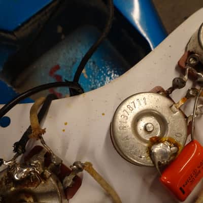 Fender Stratocaster 1987- AVRI-57 reissue- Lake Placid Blue- American Vintage Reissue 1957- Lots of extra MOJO image 8