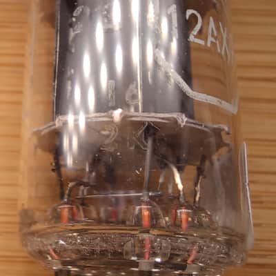 Very nice and rare NOS 60's or early 70's Miniwatt Philips 12AX7 ecc83 Made in Australia, very strong Orange Hiwatt Marshall image 9