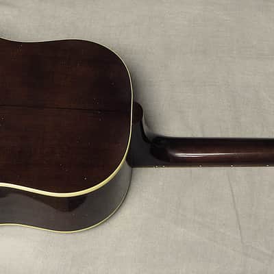 Gibson Custom 1942 Banner J-45 Reissue Light Aged Vintage Sunburst image 7