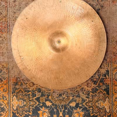 1950s Vintage Zildjian 20” Sizzle THIN Ride Crash 2095 g Beautiful Sounding! Hand Hammered image 2