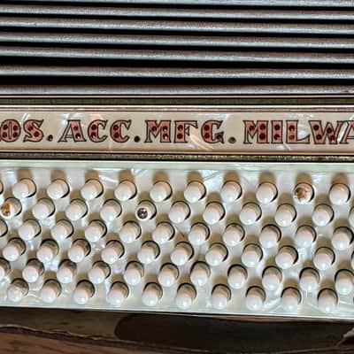 Patti Bros Milwaukee Wisc. Accordion Vintage Sold AS IS Project image 7