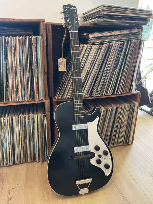 Silvertone 1420 | Reverb Canada