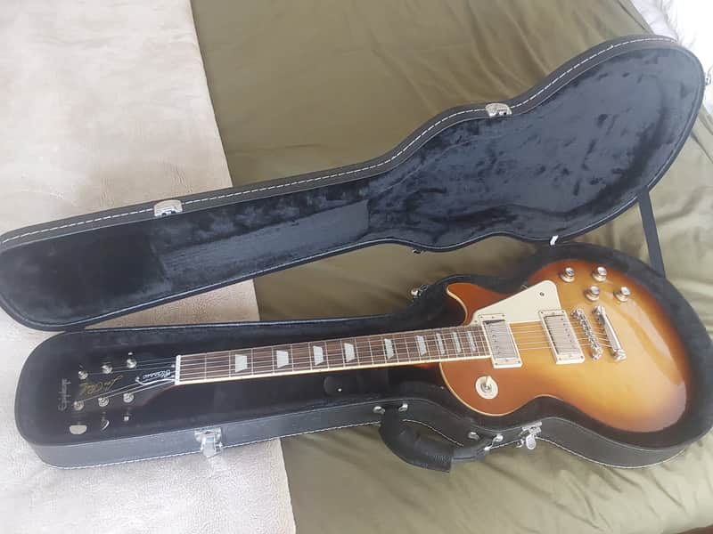 2022 Epiphone Les Paul Classic w/ Upgraded p/u's and HSC | Reverb