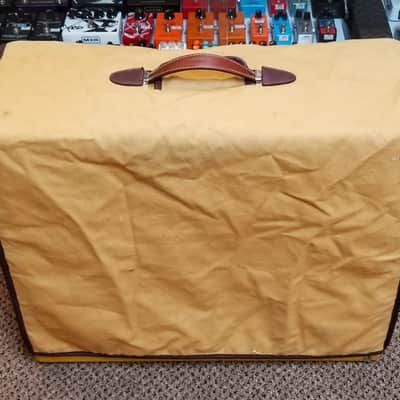 used Fender '57 Custom Twin-Amp 2x12 40-watt Combo Amp, Very Good Condition image 3