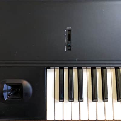 Korg T2 EX workstation image 1