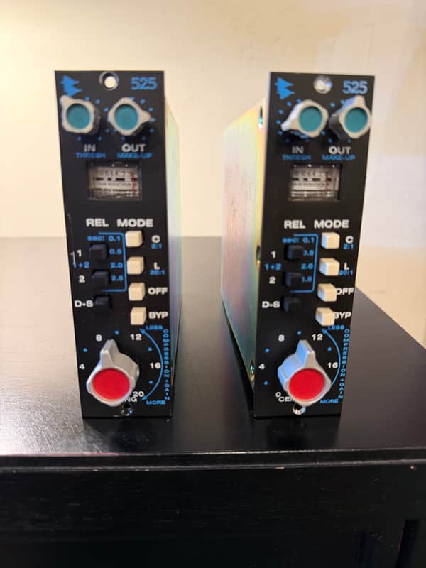 API 525 500 Series Compressor / Limiter Module 2000 - Present - Black image 1