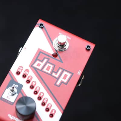 DigiTech Drop Compact Polyphonic Drop Tune Pitch-Shifter Effect Pedal w/Adapter image 7