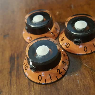 JAT CUSTOM GUITAR PARTS 3 Top Hat Knobs with set screw for smooth shaft pots. Orange / Black / Cream image 2