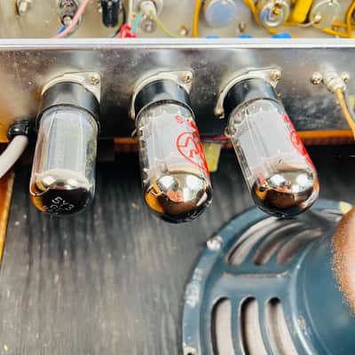 Fender Vibrolux 5F11 1x10" Combo Amplifier 1959 - Tweed image 17