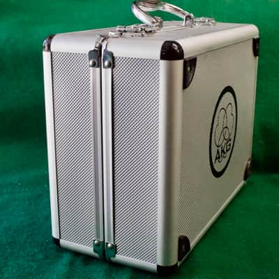 AKG C414 XLS Large Diaphragm Multipattern Condenser Microphone 2010s - Black image 9