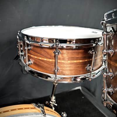 Craviotto Walnut with Cherry Inlay 4 Piece Shell Pack image 8