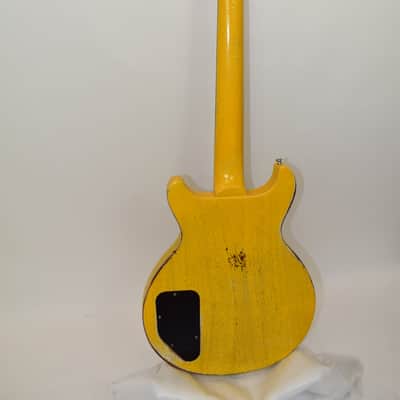 2006 Gibson Les Paul Faded Double Cutaway Electric Guitar, TV Yellow image 21