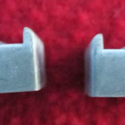 Alesis 1622 Mixer FADER SLIDER KNOBS-PAIR-Genuine Alesis 1622 Mixer Parts image 3