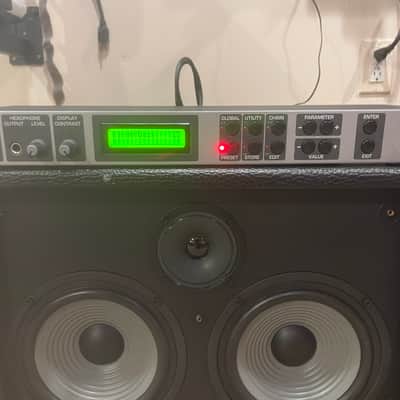 Terratec AXON AX100 mk2 Guitar to MIDI Interface mit Synthesizer