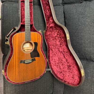 Taylor 320e 2013 image 1