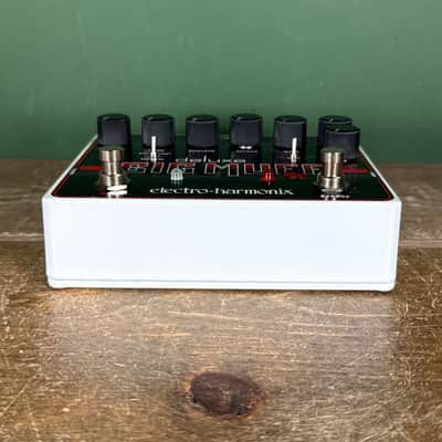 Electro-Harmonix Deluxe Big Muff Pi Distortion / Sustainer 2014 - Present - Black / Red image 6