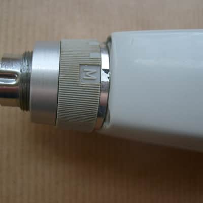 Sennheiser MD 421-N Cardioid Dynamic Microphone image 7