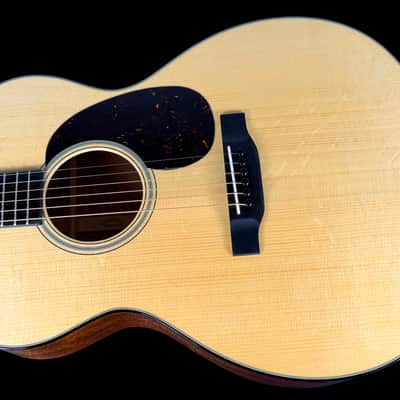 2025 Martin 000-18 Custom Shop Acoustic with Adirondack Top - Natural image 2