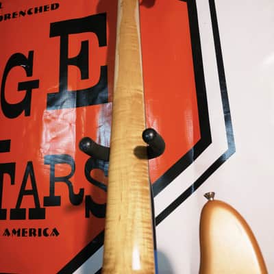 Karge Guitars P bass 2025 - Aged Fire mist gold image 5