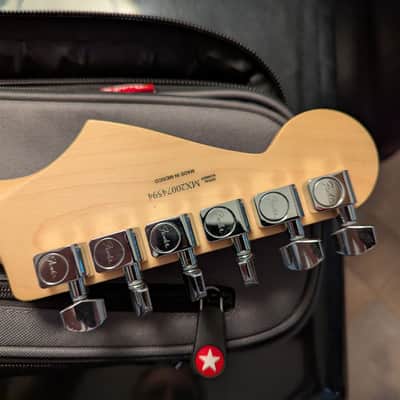Fender Player Stratocaster with Pau Ferro Fretboard 2018 - 2024 - Polar White image 6