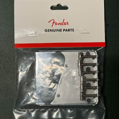 Fender Vintage-Style 6-Saddle Telecaster Bridge Assembly Chrome imagen 4
