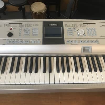 Yamaha DGX-505 Portable Grand w/Wood Trim, Original Power Supply and Foot Pedal. Sale Benefits Music Education Nonprofit! image 4