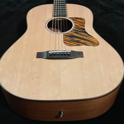 Pono DS-20 12-fret Slothead Bearclaw Sitka Spruce / Mahogany - 1 3/4" nut Natural image 5