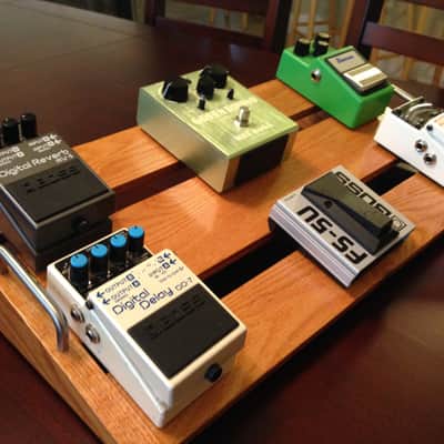 Custom 19.5" Oak Wood Pedalboard- Polyurethane Finish. FREE Shipping! image 2