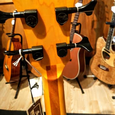Ibanez AEWB32NT Sitka Spruce / Okoume 4-String Acoustic Bass image 9