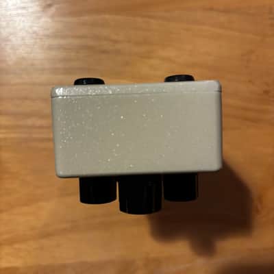 MXR M233 Micro Amp + 2017 - Present - Cream image 5