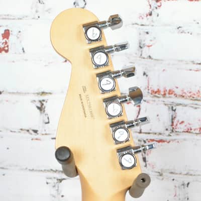 Fender Player II Modified Stratocaster, Maple Fingerboard, 3 Tone Sunburst image 6