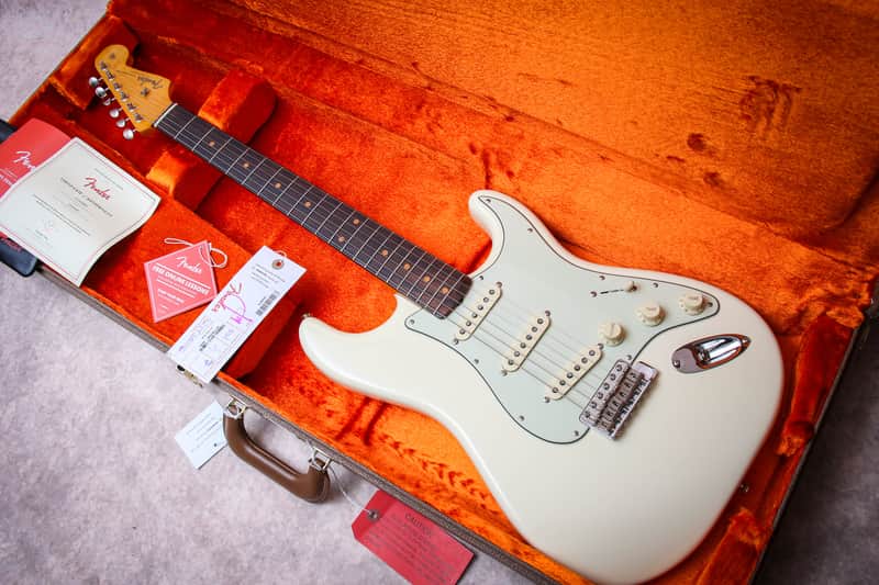 FENDER USA American Vintage II '61 Stratocaster "Olympic White + Rosewood" (2024) image 1