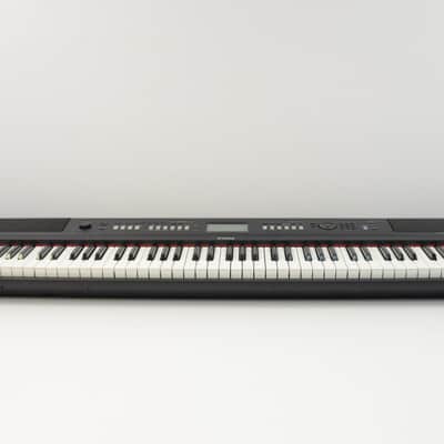 Yamaha Piaggero NP-V80 76-Key Lightweight Compact Digital | Reverb
