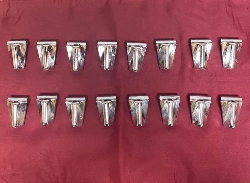 [16] Unbranded Bass Drum Claws 1990's - Chrome image 1